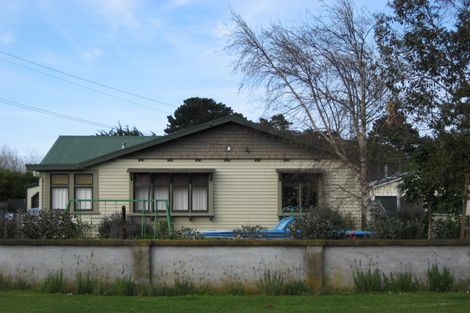 Photo of property in 19 Nikau Street, Tawhero, Whanganui, 4501