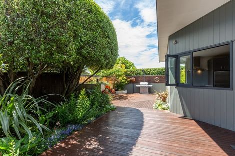 Photo of property in 6a Kauri Street, Taradale, Napier, 4112