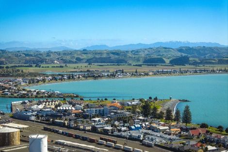 Photo of property in 34 Roslyn Road, Bluff Hill, Napier, 4110