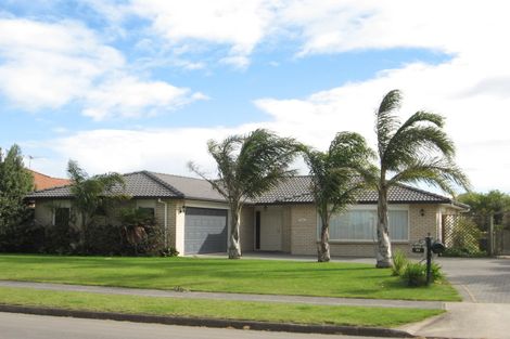 Photo of property in 29 Glenross Drive, Wattle Downs, Auckland, 2103