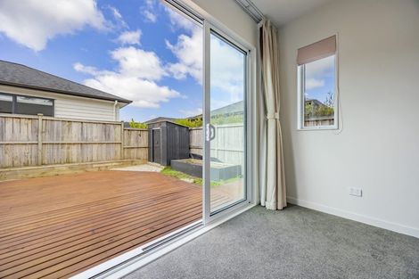 Photo of property in 12 Moemoea Avenue, Kumeu, 0810
