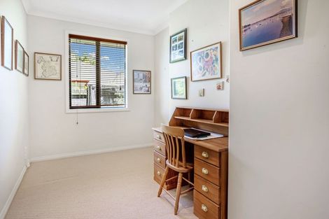 Photo of property in 10 Ringwood Place, Whitianga, 3510