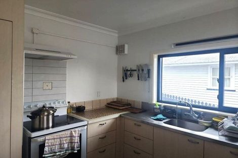 Photo of property in 1/22 Gladys Avenue, Glenfield, Auckland, 0629