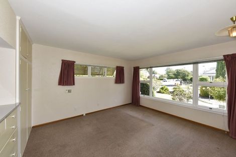 Photo of property in 3 Verran Place, Fendalton, Christchurch, 8052