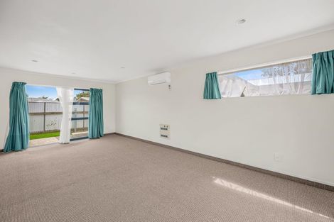 Photo of property in 18a Hillary Crescent, Maraenui, Napier, 4110