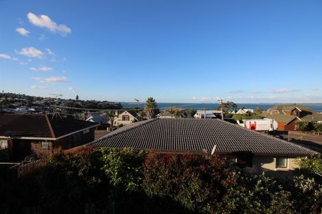 Photo of property in 2/14 Prospect Terrace, Milford, Auckland, 0620