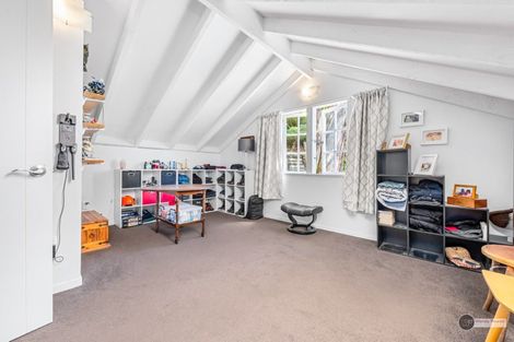 Photo of property in 10 Prebble Grove, Naenae, Lower Hutt, 5011