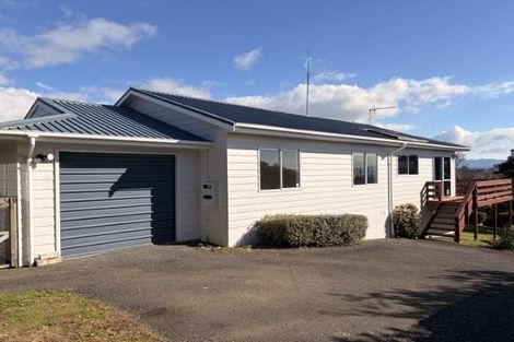 Photo of property in 193a Omokoroa Road, Omokoroa, 3114