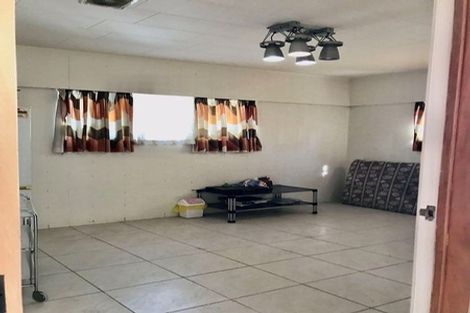 Photo of property in 26 Andrea Place, Sunnyhills, Auckland, 2010