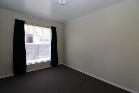 Photo of property in 5 Davidson Crescent, Hornby, Christchurch, 8042