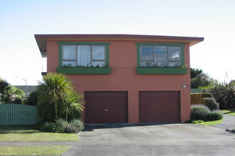 Photo of property in 28 Titoki Crescent, Pirimai, Napier, 4112