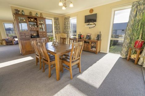 Photo of property in 12 Asher Avenue, Te Anau, 9600