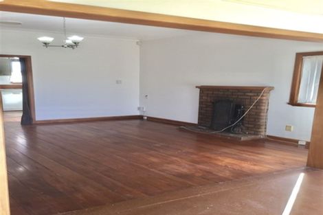 Photo of property in 137 Seabrook Avenue, New Lynn, Auckland, 0600