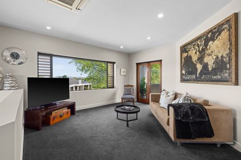 Photo of property in 375 Saint Georges Road, Havelock North, 4130