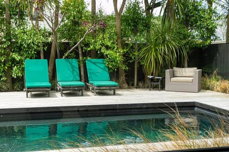 Photo of property in 60 Churchouse Road, Greenhithe, Auckland, 0632