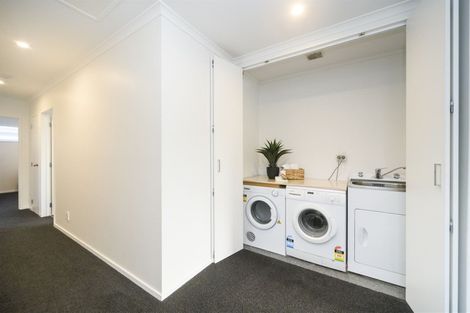 Photo of property in 56 Exeter Crescent, Takaro, Palmerston North, 4412