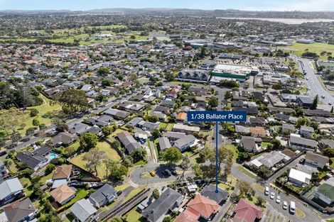 Photo of property in 1/38 Ballater Place, Highland Park, Auckland, 2010