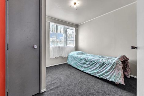 Photo of property in 12 Pisces Road, Glen Eden, Auckland, 0602