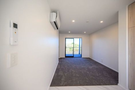 Photo of property in 4/180 Marine Parade, New Brighton, Christchurch, 8083