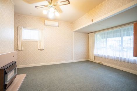 Photo of property in 75 Bryant Street, Takaro, Palmerston North, 4412