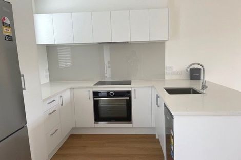 Photo of property in 18 Kotuitui Street, Manukau, Auckland, 2104