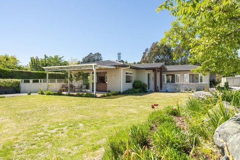 Photo of property in 2/154 Mapara Road, Acacia Bay, Taupo, 3385