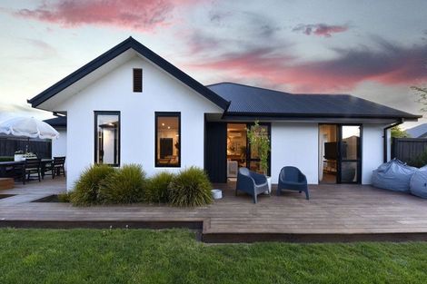 Photo of property in 4 Papawai Drive, Rangiora, 7400