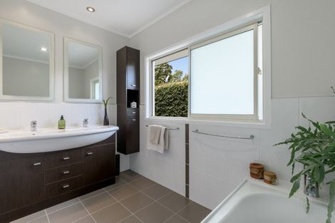 Photo of property in 11 Maxine Place, Matua, Tauranga, 3110