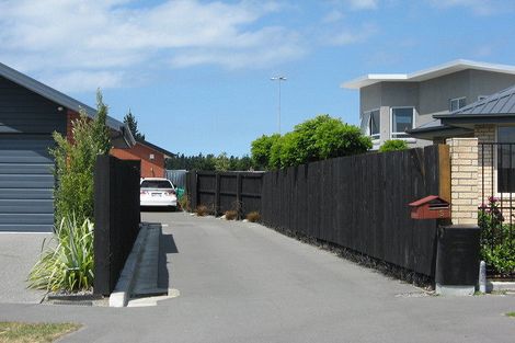 Photo of property in 5 Woodhaven Place, Parklands, Christchurch, 8083