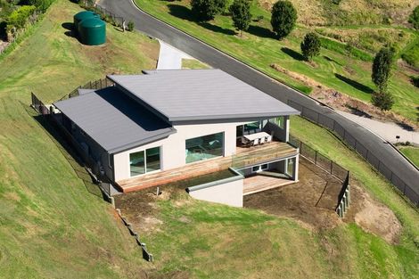 Photo of property in 34 Te Auhi Way, Welcome Bay, Tauranga, 3112