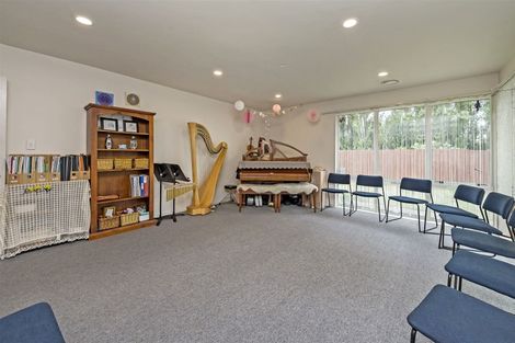 Photo of property in 6 Rosefield Lane, Northcote, Christchurch, 8052