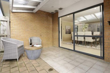 Photo of property in 24 Donegal Park Drive, Flat Bush, Auckland, 2019