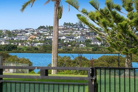 Photo of property in 75 Maygrove Drive, Orewa, 0931