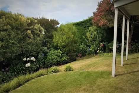 Photo of property in 34 The Brae, Mount Pleasant, Christchurch, 8081