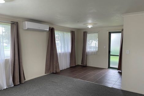 Photo of property in 41 Sturdee Road, Manurewa, Auckland, 2102