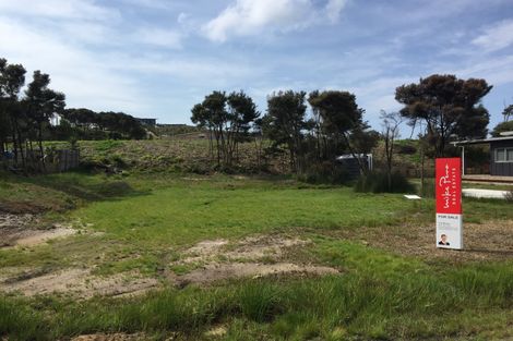 Photo of property in 13 Seabreeze Road, Mangawhai Heads, Mangawhai, 0505