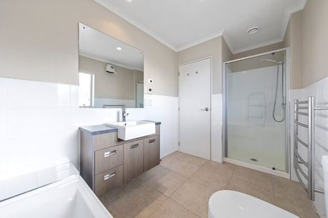 Photo of property in 21 Magma Crescent, Stonefields, Auckland, 1072