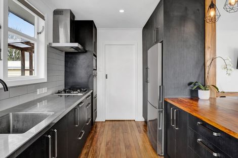 Photo of property in 11 Konini Street, Inglewood, 4330