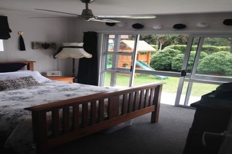 Photo of property in 111 Oakfield Crescent, Pukete, Hamilton, 3200