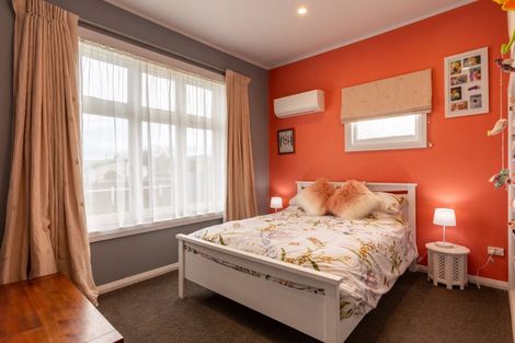 Photo of property in 55 Swinburn Street, Dannevirke, 4930