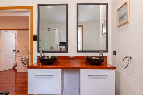 Photo of property in 77 Mclean Street, Woodville, 4920