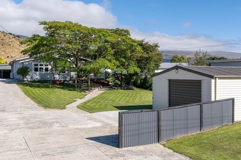 Photo of property in 3 Ancrum Street, Roxburgh, 9500