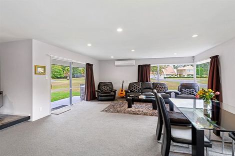 Photo of property in 533 Yaldhurst Road, Yaldhurst, Christchurch, 7676