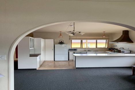 Photo of property in 9 Shamrock Street, Takaro, Palmerston North, 4412