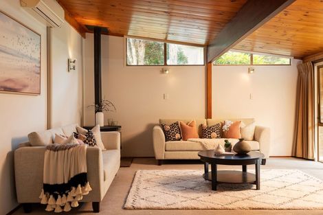 Photo of property in 18 Kawaka Street, Titirangi, Auckland, 0604