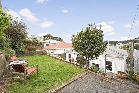 Photo of property in 7 Burwah Street, Berhampore, Wellington, 6023