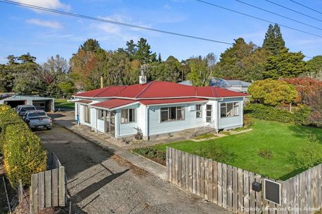 Photo of property in 53 Neudorf Road, Upper Moutere, 7175