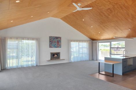 Photo of property in 7 Awahou Place, Foxton, 4814