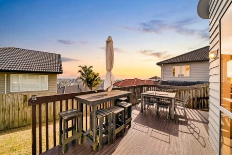 Photo of property in 62 Keri Vista Rise, Papakura, 2110