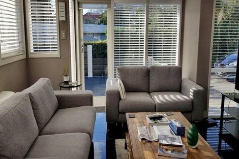 Photo of property in 8c Brassey Road, Saint Johns Hill, Whanganui, 4500